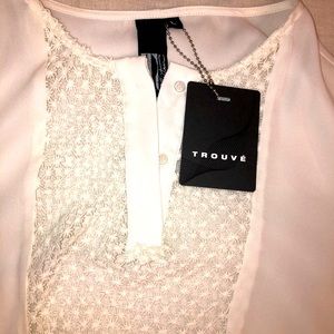 🆕NWT silk designer blouse...so chic!✨